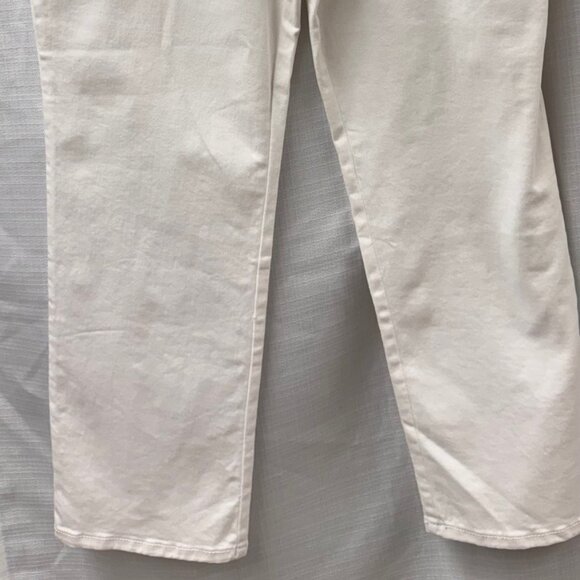 NWOT - Gloria Vanderbilt Amanda Jeans- 16 - Picture 2 of 7